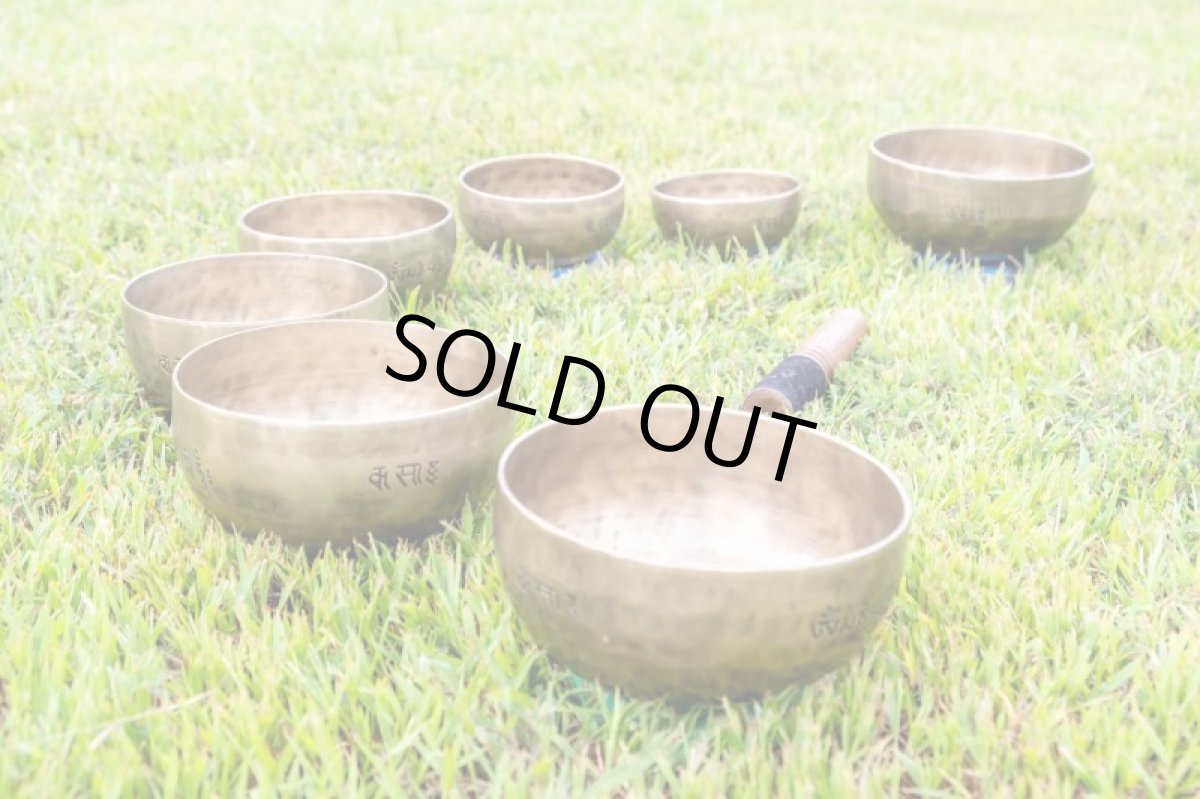 画像3: 希少!プロ演奏用フルムーンボウル7個セット 直筆証明書付き Himalayan sounds 【ブランド直送】 (3)