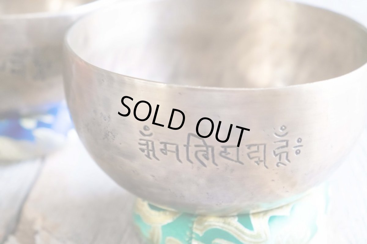 画像14: 希少!プロ演奏用フルムーンボウル7個セット 直筆証明書付き Himalayan sounds 【ブランド直送】 (14)