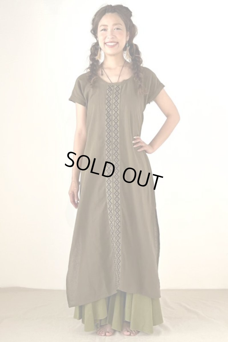 画像1: マサラのみ　ラスト1！30%OFF!!Cotton earth 刺繍　Dress　６カラー　~ukA earth~MANU★！ (1)