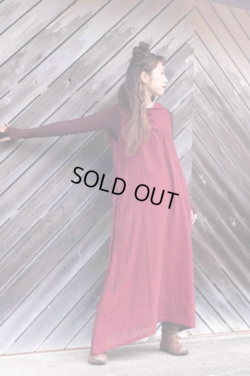 画像21: ブラウンのみ　ラスト１！カディ　ローコットン　Boho Long Woman  Dress with Pockets and Hoodie　３カラー　Brahmi Crafts (21)