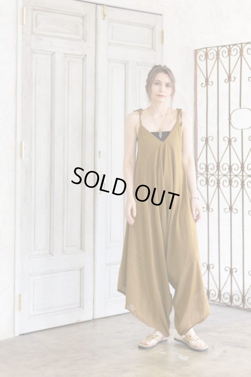 画像18: マサラカラーのみ　ラスト1！40%OFF!!    薄手コットンジャンプスーツ　２カラー２サイズ (18)