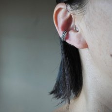 画像6: uneven earcuff　イヤーカフ　SまたはM　真鍮またはシルバー　Vani  [ブランド直送] (6)