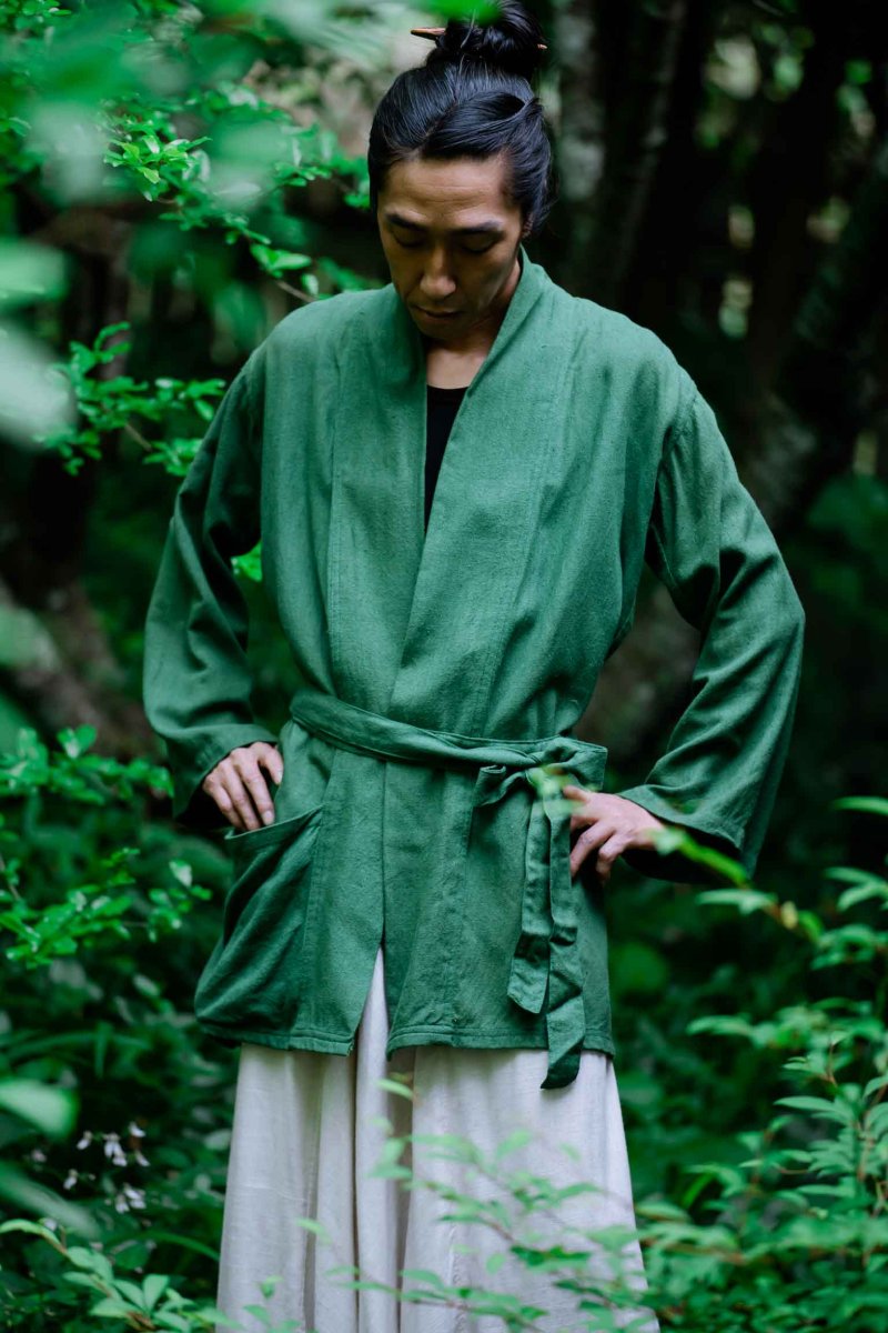 画像1: グリーンのみ！40%OFF!!  ユニセックス　ローシルク　KIMONOカーディガン　２カラー　Brahmi Crafts (1)