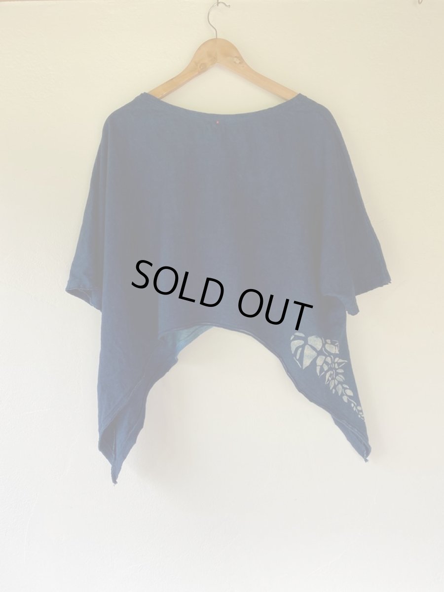 画像8: 1点物　藍染め　型染め　ヘンプコットン　ウィングポンチョ　花巡り　まんだらや　[ブランド直送] (8)