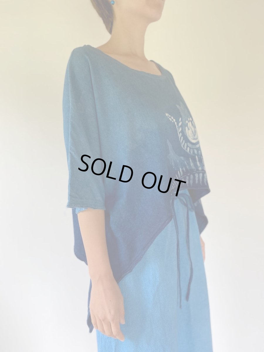 画像15: Aのみ　ラスト１！各1点物　藍染め　手描き　ヘンプコットン　ウィングポンチョ　花々　３種類　まんだらや　[ブランド直送] (15)