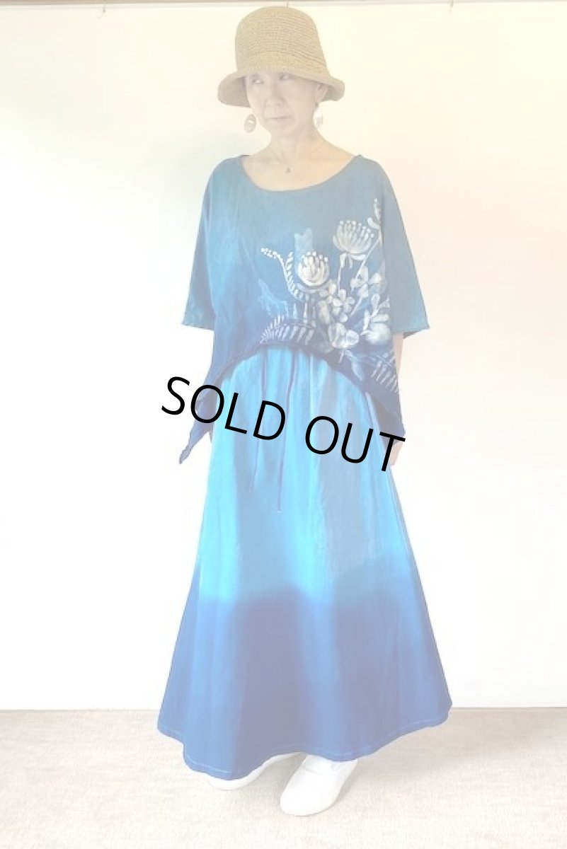 画像7: Aのみ　ラスト１！各1点物　藍染め　手描き　ヘンプコットン　ウィングポンチョ　花々　３種類　まんだらや　[ブランド直送] (7)