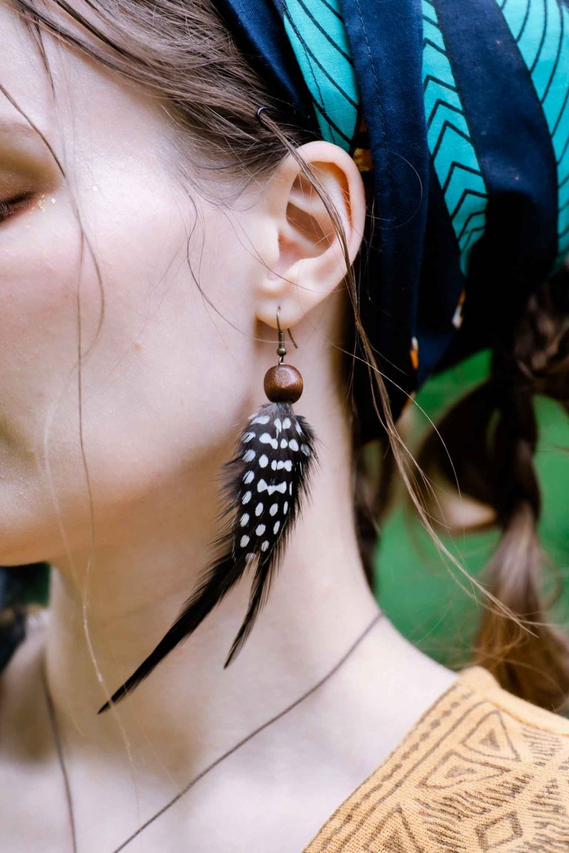 画像4: 50%OFF!!     価格変更！スノーフレイク羽ピアス　３デザイン　Rainbow (4)