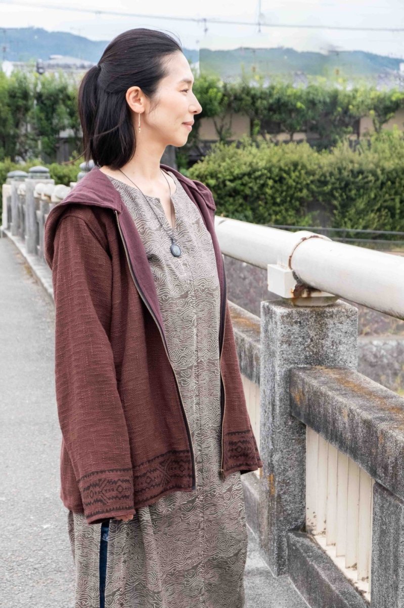 画像1: 30％OFF！！ユニセックス　Aliyaフーディージャケット　3カラー　MANU (1)