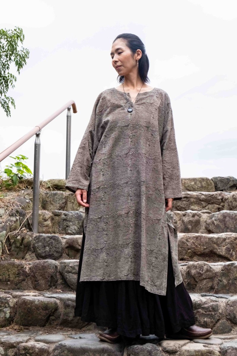 画像8: 10%OFF!! 在庫僅か！人間国宝Drイスマイル カトリ氏のテキスタイル！アジュラックブロックプリントカフタンロングスリーブ　6パターン　NATSUMI-YA (8)