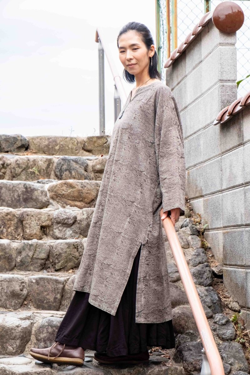 画像12: 10%OFF!! 在庫僅か！人間国宝Drイスマイル カトリ氏のテキスタイル！アジュラックブロックプリントカフタンロングスリーブ　6パターン　NATSUMI-YA (12)