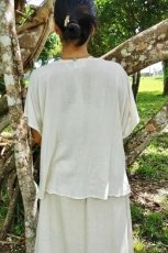 画像3: 竹布ゆったりTシャツ　トップス　バンブー100％　生成りまたは純白　アマヤマ草庵　【直送アイテム】 (3)