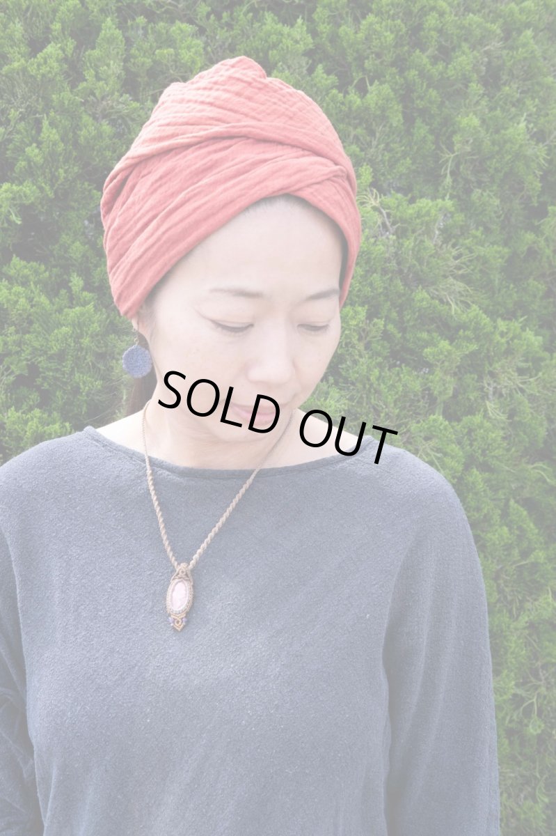 画像2: 1点もの スヌードとしても◎2WAYコットンヘアターバン 茜染め ukA x chill no ki コラボ (2)