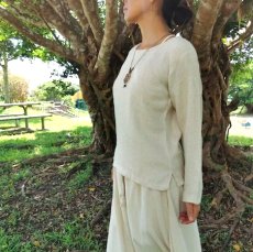 画像3: 手織りワイルドヘンプコットン　長袖カットソー  アマヤマ草庵　[ブランド直送] (3)