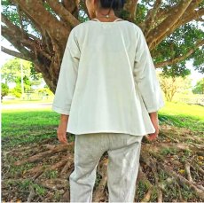 画像2: ふんわり竹布長袖カットソー　バンブー100％　アマヤマ草庵　[ブランド直送] (2)